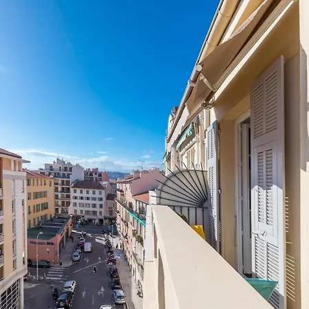 Cosy 1 Bdr Near Garibaldi Square - Floor & Ac Apartamento *
